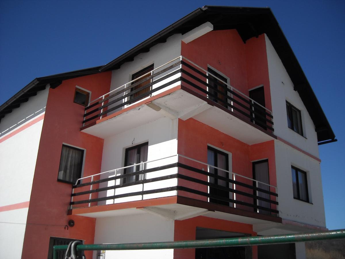 Trnovo Motel Sretno Good Luck מראה חיצוני תמונה