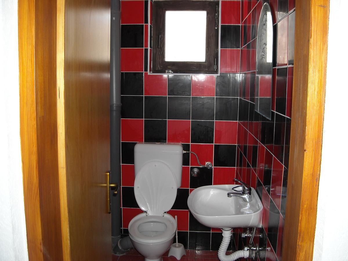 Trnovo Motel Sretno Good Luck חדר תמונה