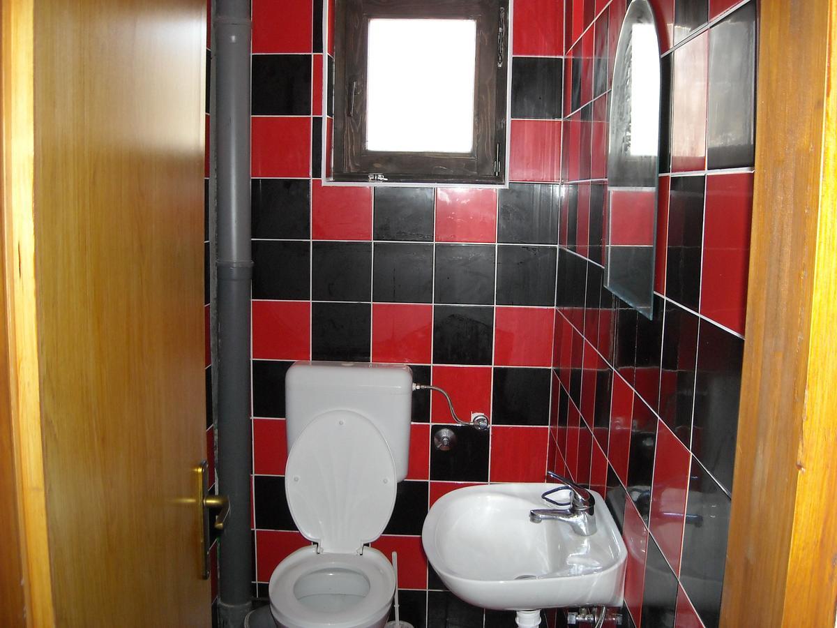 Trnovo Motel Sretno Good Luck מראה חיצוני תמונה