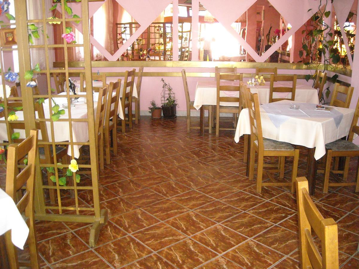 Trnovo Motel Sretno Good Luck מראה חיצוני תמונה