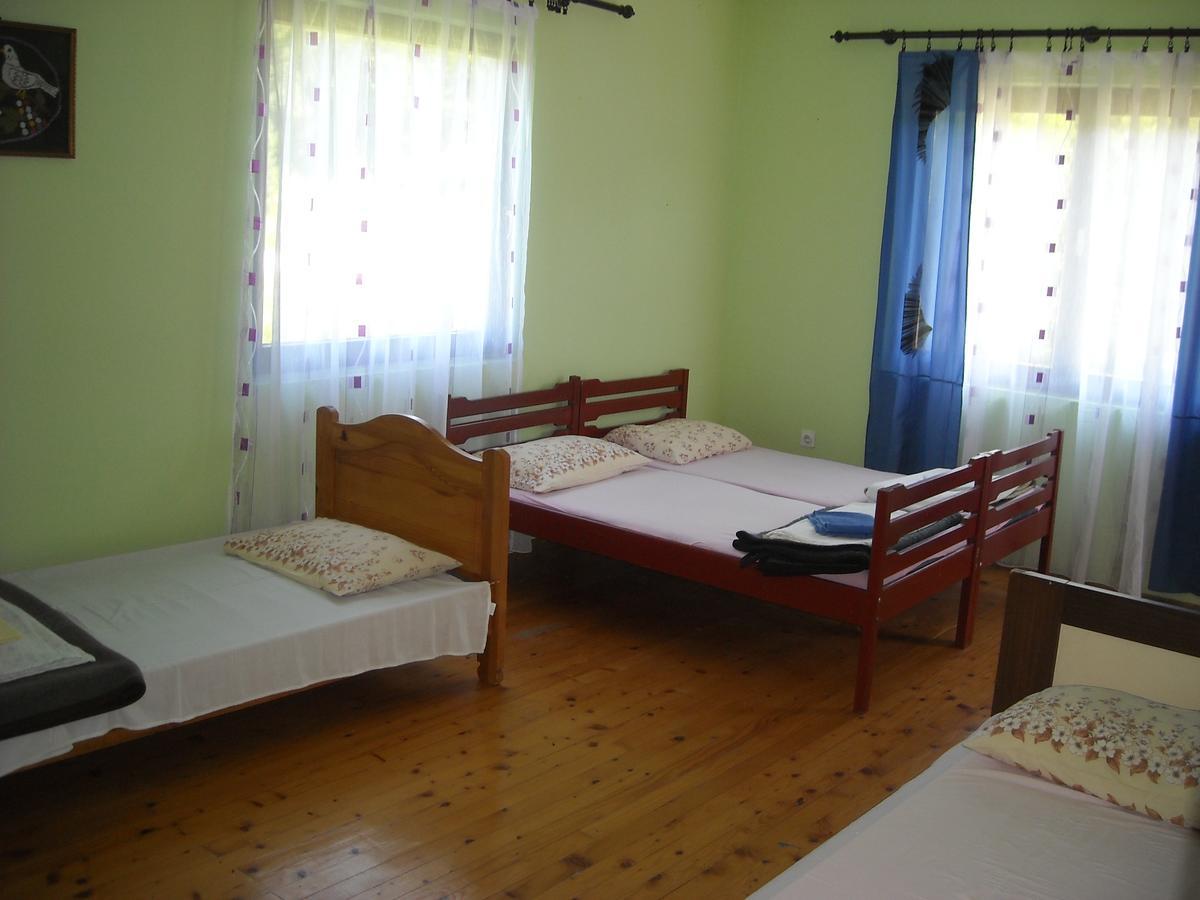 Trnovo Motel Sretno Good Luck מראה חיצוני תמונה